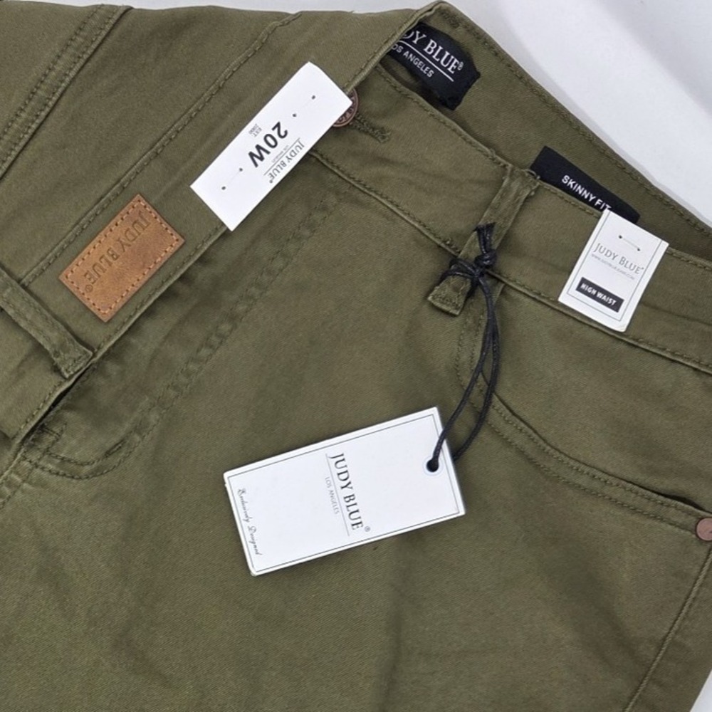 NEW Judy Blue Jeans Women's 20W Skinny Fit High Waist Olive Green 28" Inseam NWT